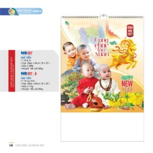 Lịch Treo Tường Lò Xo 2027 NB Mẫu NB257 (40 x 60cm) Quà Tết Gia Đình Sum Vầy Ý Nghĩa in logo doanh nghiệp quà tặng Tết tại Quà Tặng Gia Dụng VN